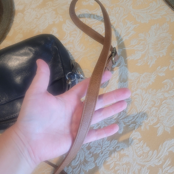 Fossil Black Leather Bag with Gold Accents - Picture 10 of 16